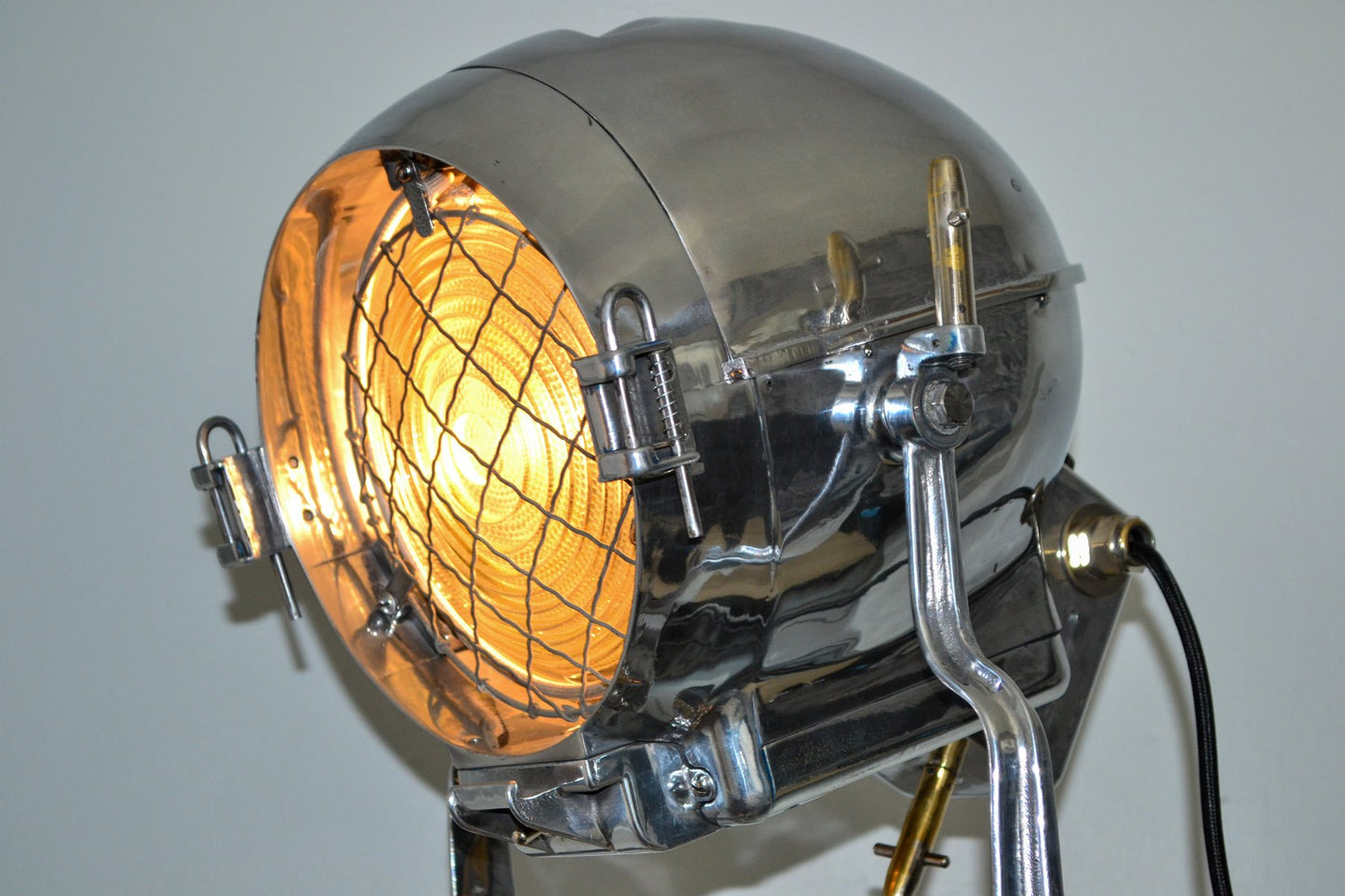 Mole Richardson Superpup vintage spotlight