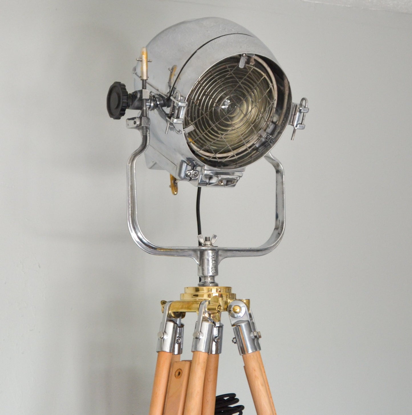 Mole Richardson Superpup vintage spotlight